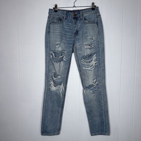 American Eagle Women’s Tom girl Jeans Distressed Button Fly Size 0 - Picture 1 of 4